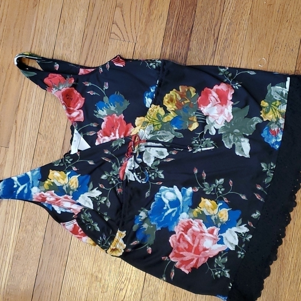 𝅺papillon blanc top women's size XL
